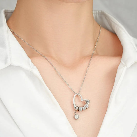 NuCœur Éclat Heart Necklace