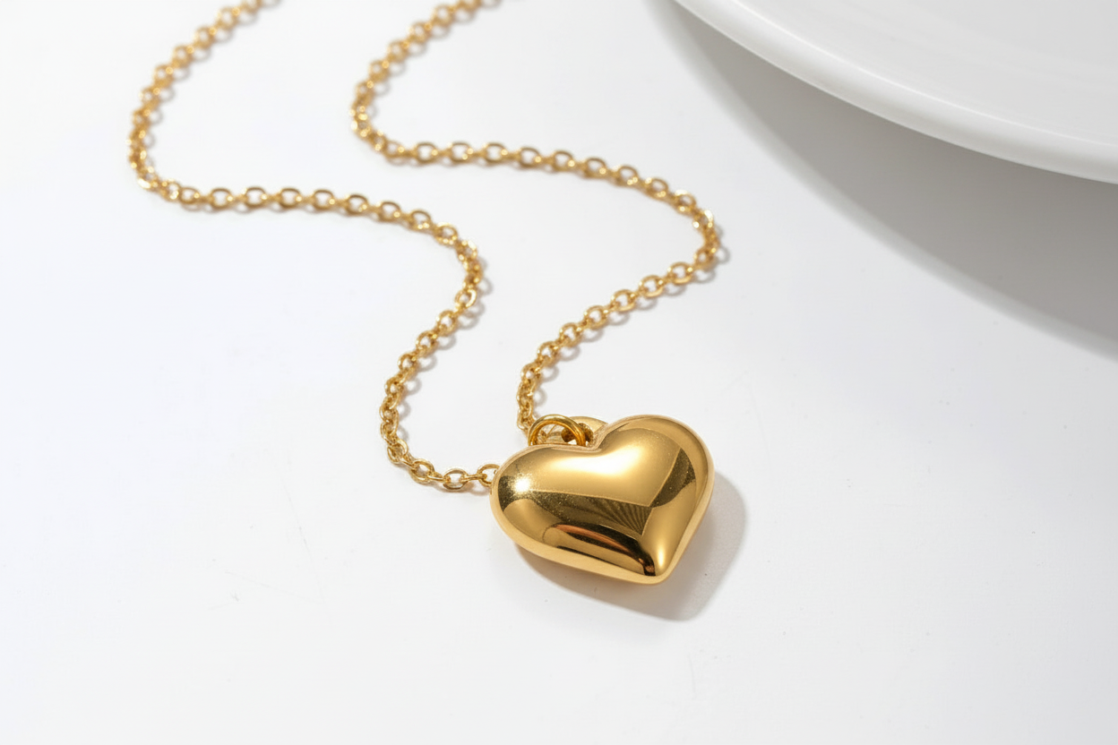 NuCœur Signature d’Amour Heart Necklace