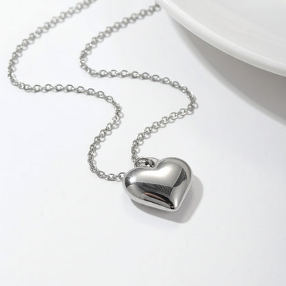 NuCœur Signature d’Amour Heart Necklace